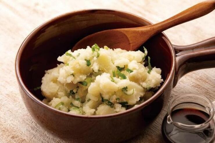 【冬ギフト】どんな料理にもコクが出る！ 久世福商店「風味豊かな万能だし」【おすすめ】