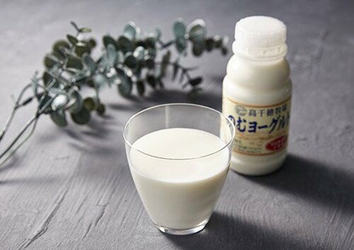 4位: 【4位】牧場で飲む牛乳を思わせるコクの「高千穂牧場」 飲むヨーグルトおすすめ イメージ