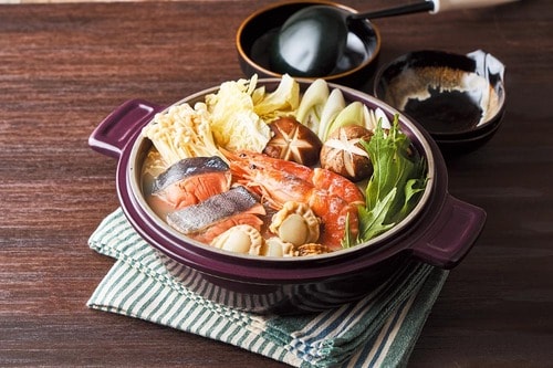 クセがないクリーミーな味わいで粕汁風に仕立てて 鍋の素おすすめ イメージ