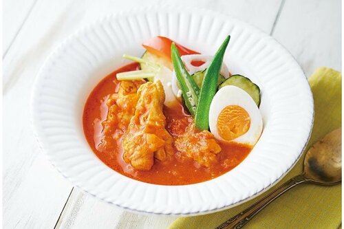 レシピ1:「鶏手羽肉とカラフル野菜のカレースープ」