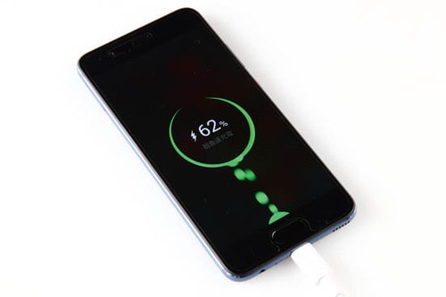 「P9」よりサクサク動いて問題点も改良されてイイ感じ イメージ2