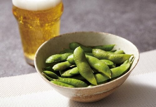 ［1位］噛むほど旨み広がるローソン100「塩あじ茶豆」 イメージ