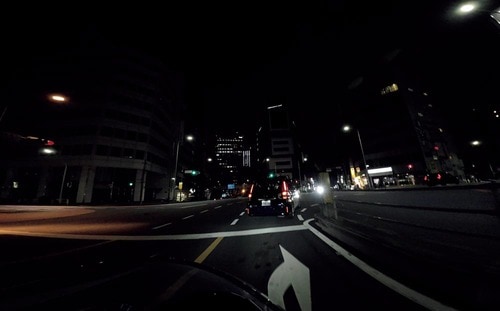 音質：バイクの風切り音を効果的に抑制できるマイク性能 イメージ