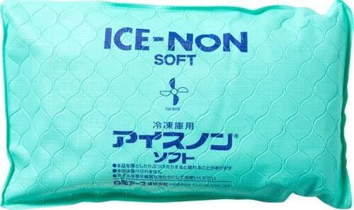 枕として使うのに最適！ 白元「アイスノンソフト」 イメージ