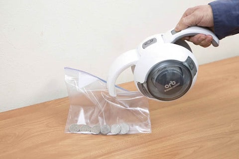 ダイソンじゃないイケてるハンディ掃除機をご所望の方へ