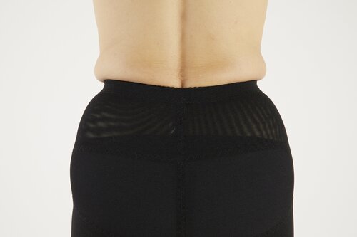 背中や太ももの段差が気になる ガードルおすすめ イメージ