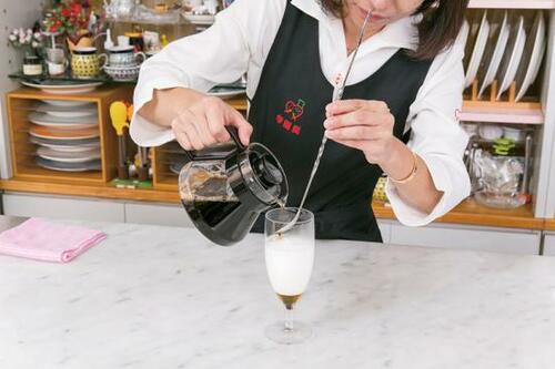 ハニーカフェ・コンレーチェの作り方