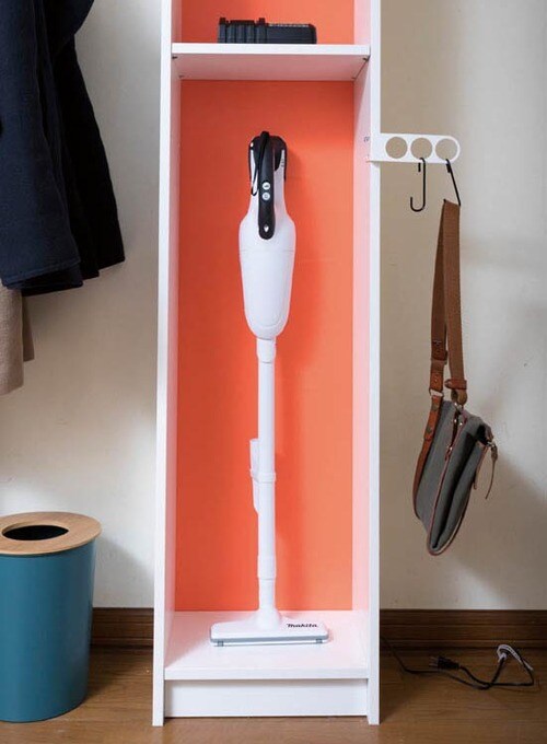 片付けにくさNo.1のスティック掃除機は立てて収納