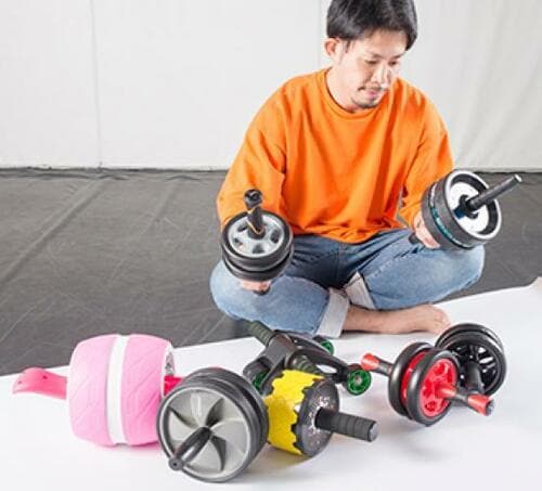 プロ格闘家が8製品をガッツリ検証 最強の腹筋ローラーを選出！ イメージ