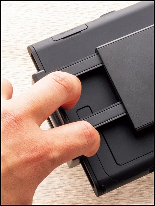 設置しやすさ：ホルダーの取っ手が意外と便利 Switch用アームスタンドおすすめ イメージ2