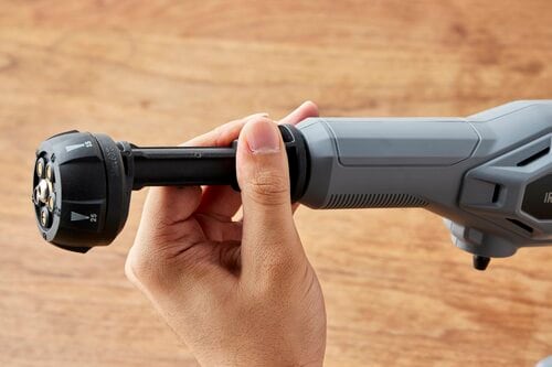 組み立てやすさ:ノズルは装着しやすい ハンディ高圧洗浄機おすすめ イメージ