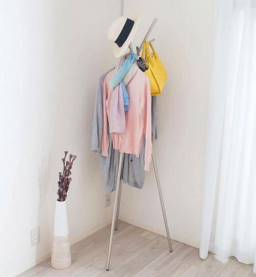 【コート掛け】無印の壁面収納でコート掛け イメージ