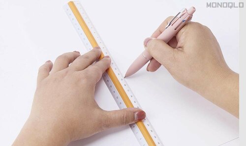 上から押さえるだけ ペンと定規おすすめ イメージ