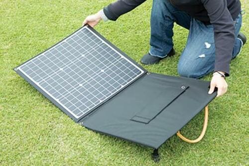 携帯しやすい SmartTap「PowerArQ Solar ソーラーパネル折りたたみ式」 イメージ
