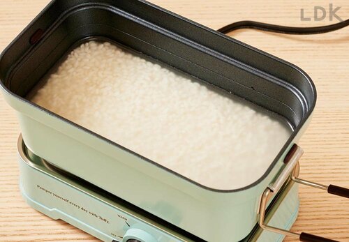 1:米を研ぎ、吸水する イメージ