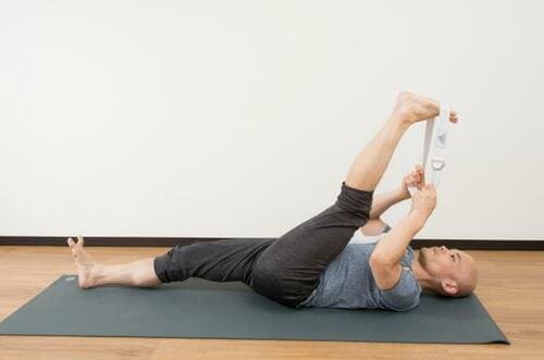 4位: しっかりした作りで耐久性に優れたアディダス