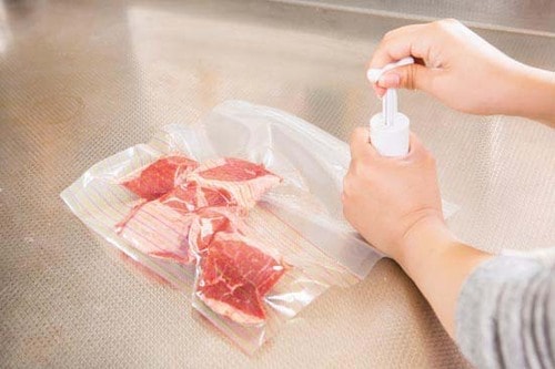 イケアなら1000円以下で お手軽真空保存ができちゃいます イメージ