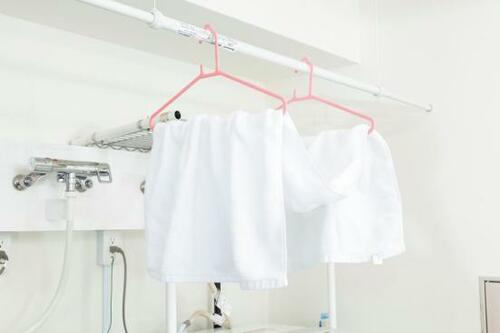 あるある8:ニットの型崩れを防ぐ干し方を知りたい!