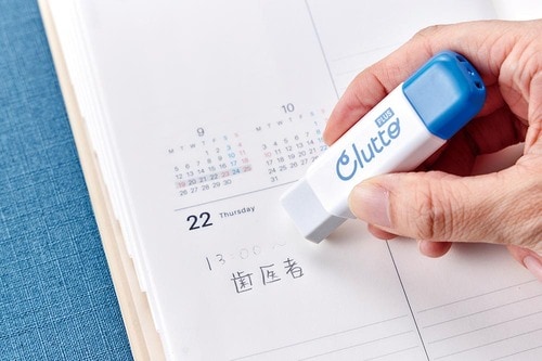 プラス「ケース消しゴム Clutto（くるっと）」 消しゴムおすすめ イメージ