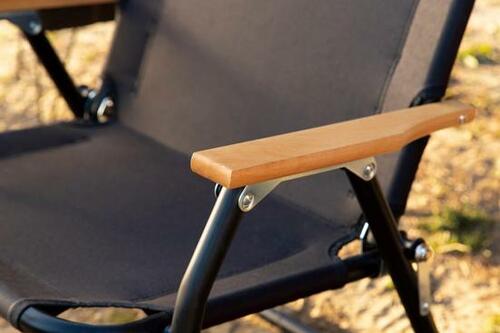 ポイント：肌触りの良い天然目の肘掛け イメージ