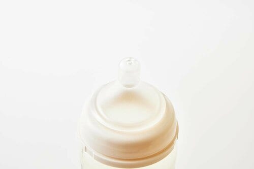 哺乳瓶おすすめ チュチュ マルチフィット 広口タイプ プラスチック製哺乳びん 160ml イメージ2