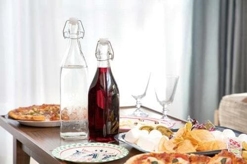 イタリアメーカーそっくりの おしゃれなウォーターボトル イメージ