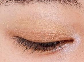 仕上がり:まぶたを閉じるとムラができる イメージ2