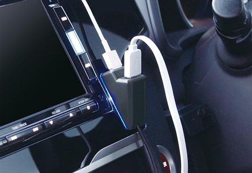 11：抜き挿ししやすく コンパクトスリムで邪魔にならない イメージ