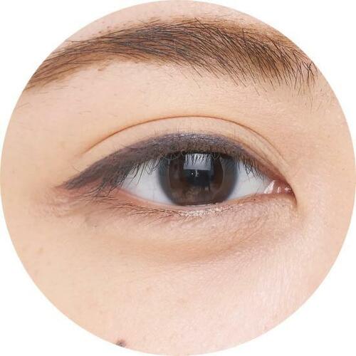 絶妙なくすみグレーの「UZU」 イメージ3