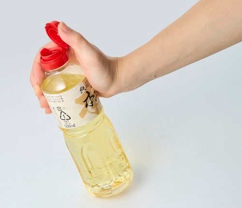 参考テスト:ボトルの使いやすさ 本みりんのおすすめランキング。LDKがスーパーで買える安い製品から高級品まで検証おすすめ イメージ