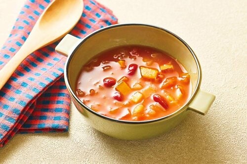 生野菜から煮込んであったかスープ！ スープメーカーおすすめ イメージ