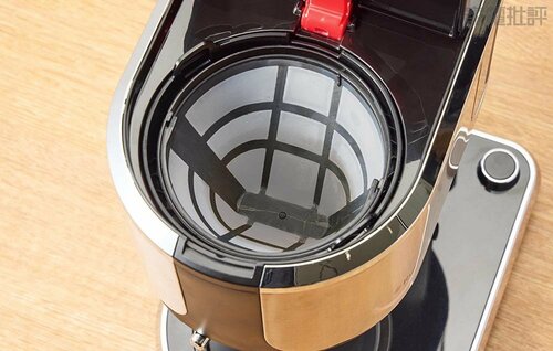 フィルターの種類は味わいに影響! 高級コーヒーメーカーおすすめ イメージ