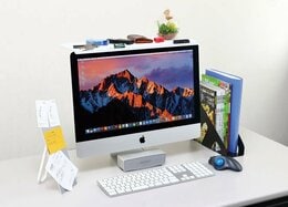 【PCデスク】のデッドスペースを<br>収納スペースに変える裏ワザ
