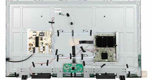 画像処理チップだけじゃない 電源の数も違ってました イメージ5