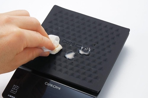 プレゼントにおすすめの家電おすすめ アトラス コーヒースケール 3kg本体を守るマットつき イメージ2