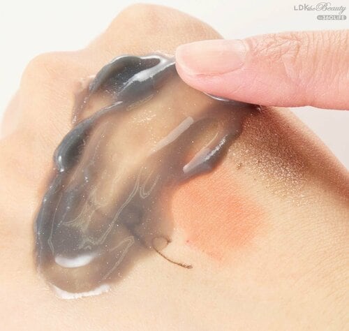 使用感:すぐにとろけてなじみやすい 毛穴クレンジングおすすめ イメージ