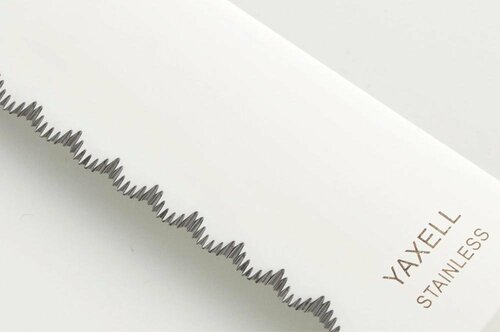 D評価: お手頃価格のニトリ「パン切りナイフ」