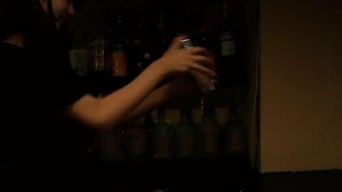 【暗いシーンで撮る:難あり】 Vlogカメラおすすめ イメージ