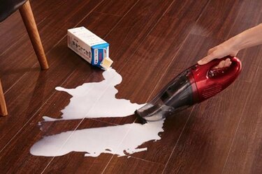 3 ワイヤレス掃除機 — ・ハンディタイプ乾湿両用モップ機能付き 3 ワイヤレス掃除機 — ・ハンディタイプ乾湿両用モップ機能付き