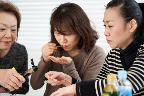 カルディにあるポン酢の中から「魔法のポン酢」を決定します