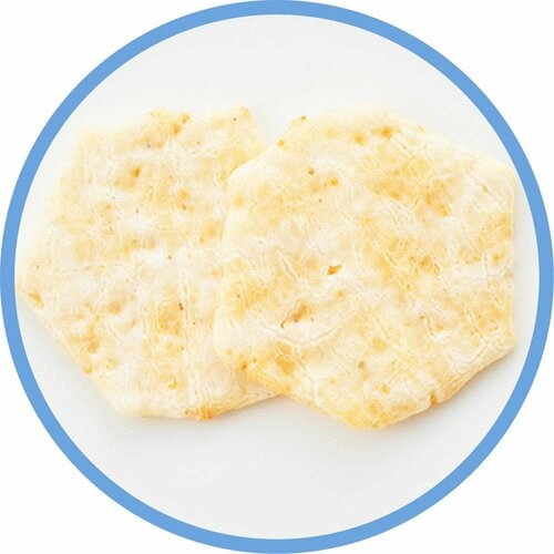 栄養補助スナックおすすめ 岩塚製菓 しらすとアーモンドのサクサクせんべい イメージ2