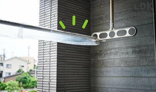 傘袋を物干し竿に付けておくだけ イメージ
