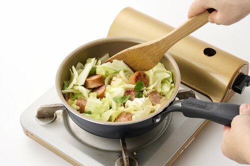 結果：野菜炒めを作るときもターナーでかき混ぜやすい！ イメージ