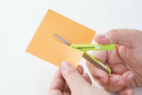 縦長ボディは筆箱にすっぽり収まります イメージ