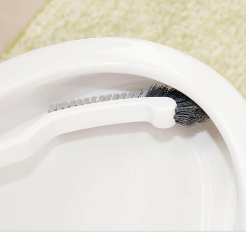 2：便器裏の溝もスッキリ！水ハネもしにくい イメージ