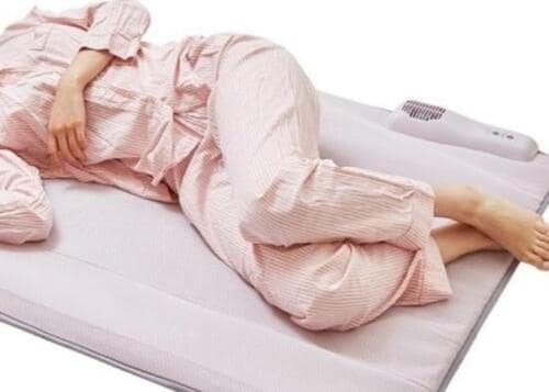 ザラつき感のある生地は賛否両論 イメージ2