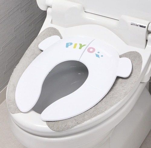 PIYO「折りたたみ式補助便座」 補助便座おすすめ イメージ
