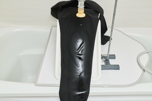 撥水性 1/5 ウェアラブルサウナPRO サウナスーツおすすめ イメージ