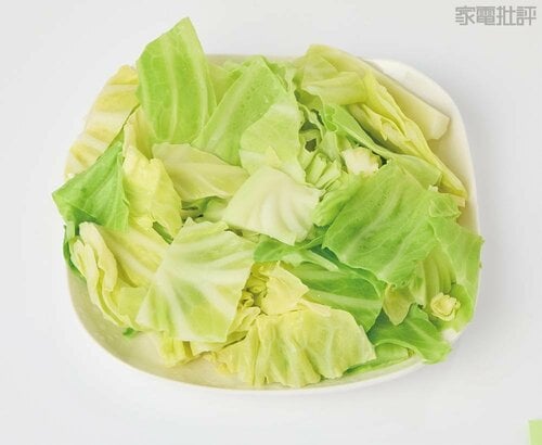 シャキシャキ感が残りそのまま食べても調理にも! キャベツの甘みも感じる プライベートブランドのオーブンレンジおすすめ イメージ