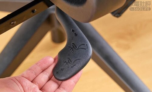 調節レバー オフィスチェアおすすめ イメージ